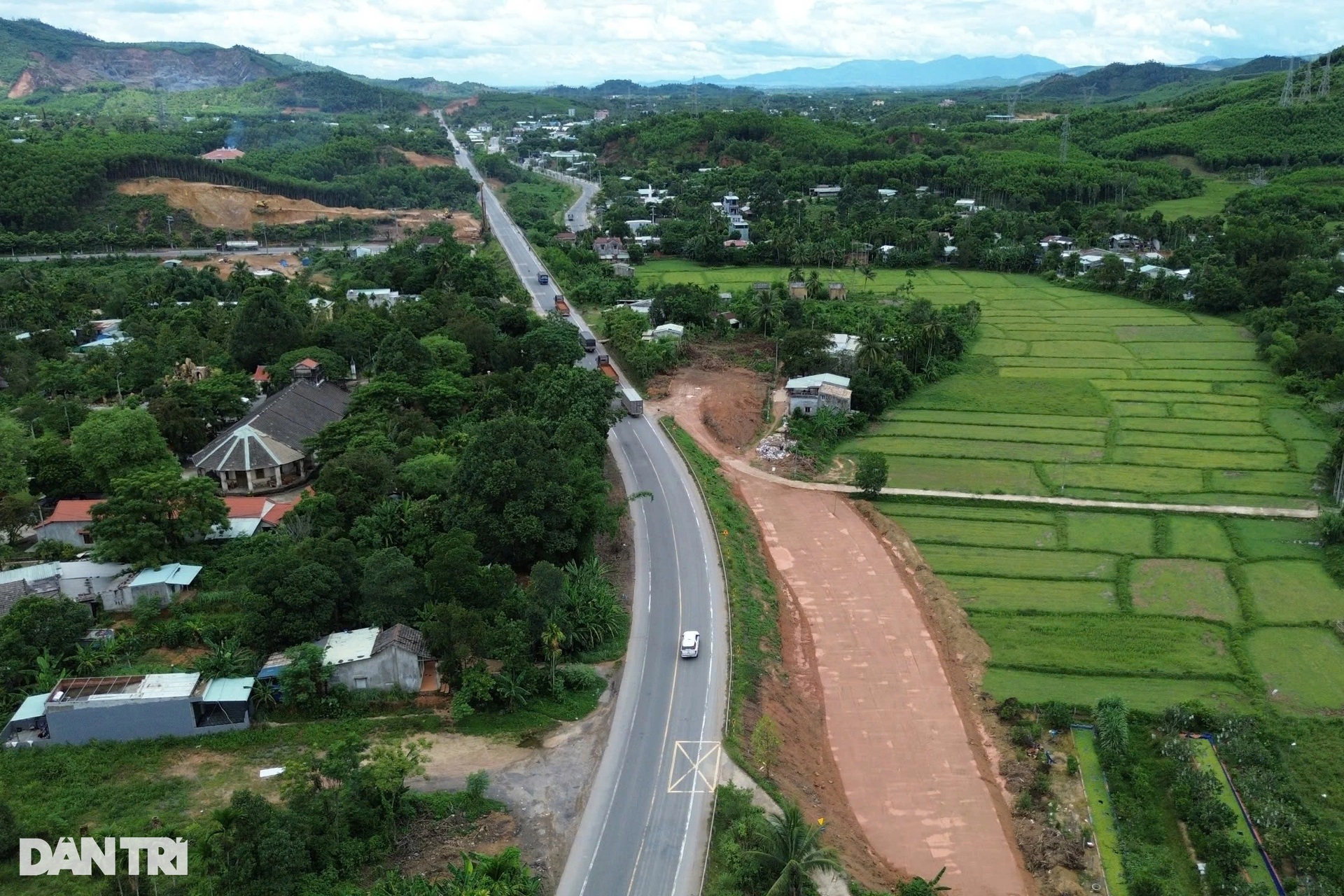 Thủ tướng khảo sát cảng biển, cao tốc ở Đà Nẵng - 10