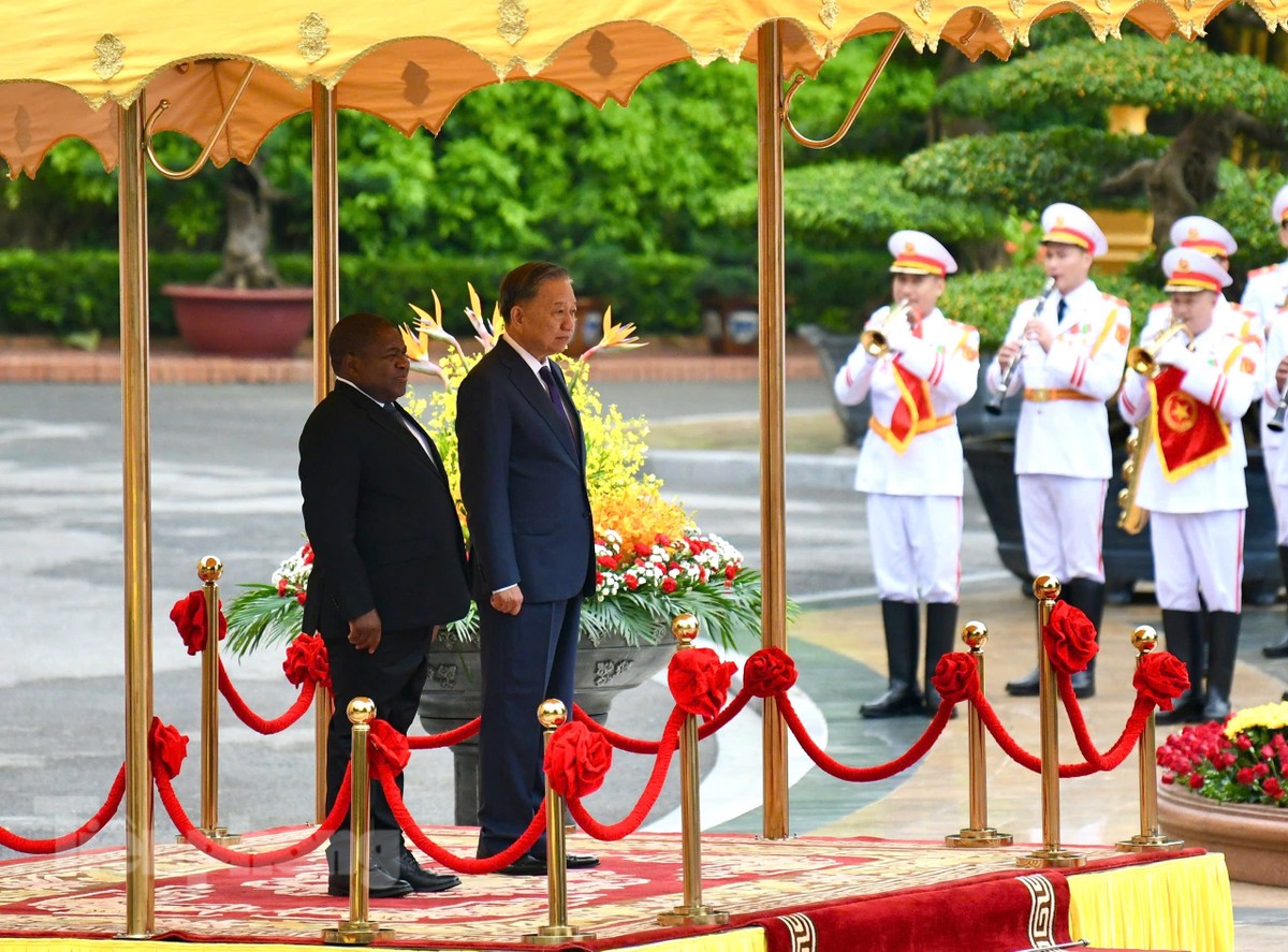 Tổng Bí thư, Chủ tịch nước Tô Lâm chủ trì lễ đón Tổng thống Cộng hoà Mozambique ảnh 6