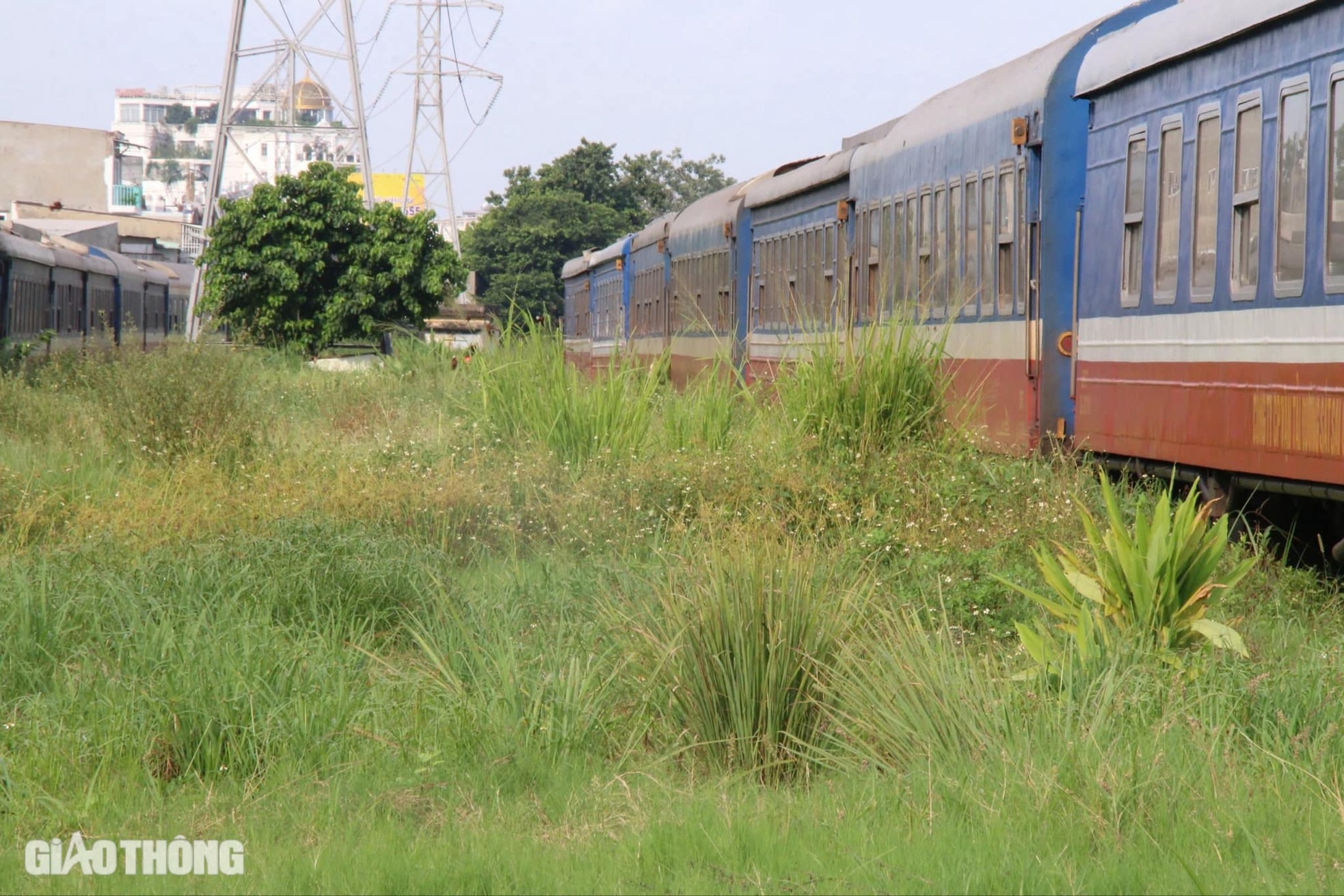 Cận cảnh ga Bình Triệu 'treo' hơn 20 năm đang điều chỉnh thành ga metro ảnh 8