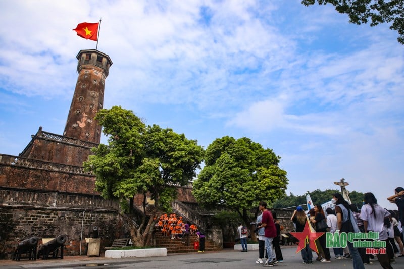 Kỳ đài hơn 200 năm tuổi ở Thủ đô: Biểu tượng hùng thiêng của Hà Nội