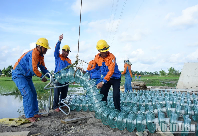 Khánh thành Dự án Đường dây 500kV mạch 3 - công trình của ý chí, lòng quyết tâm, nỗ lực vượt khó khăn, thách thức ảnh 3