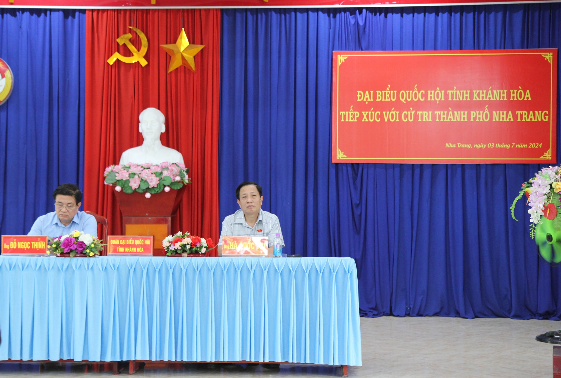 Đại biểu Quốc hội tỉnh tiếp xúc cử tri Nha Trang.