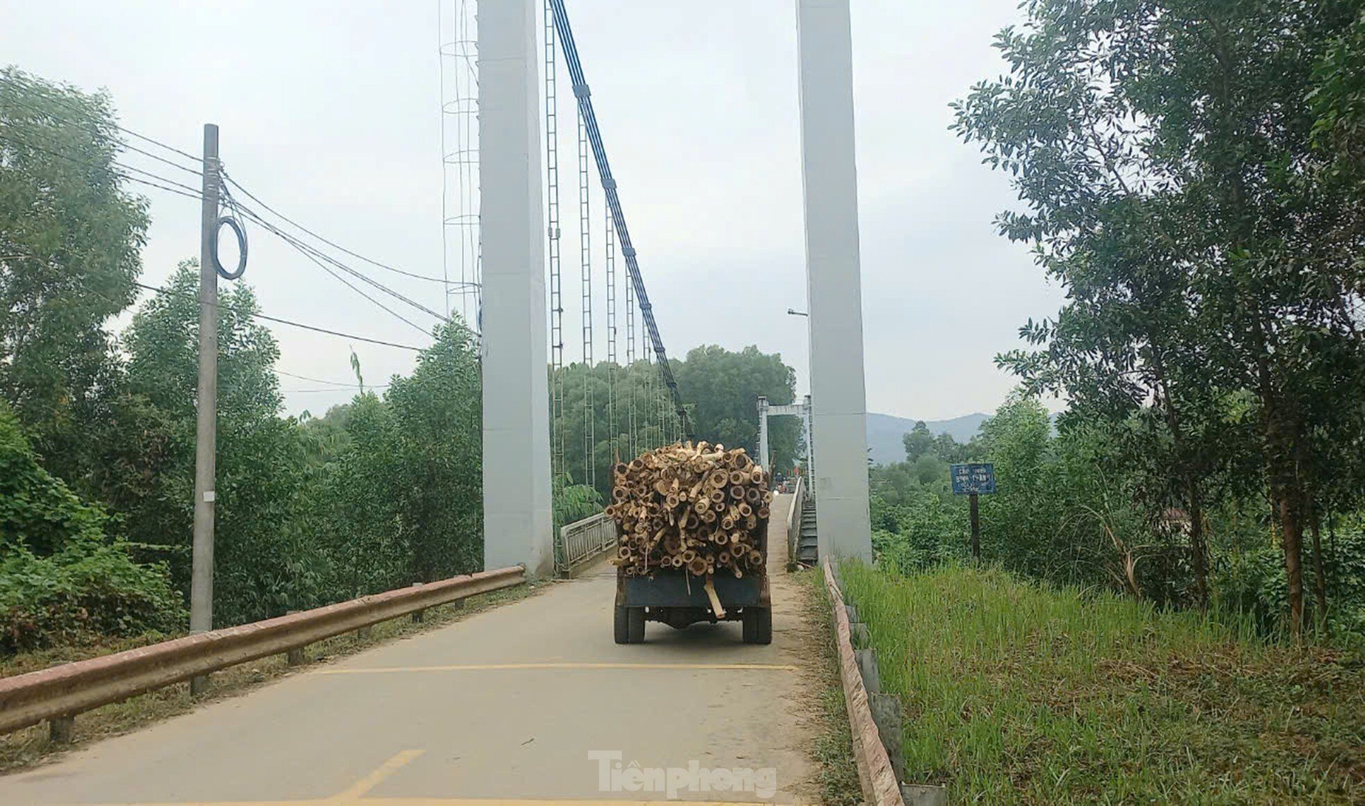 Cầu treo ‘run rẩy’ hết hạn sử dụng 10 năm chưa được đầu tư xây mới ảnh 14