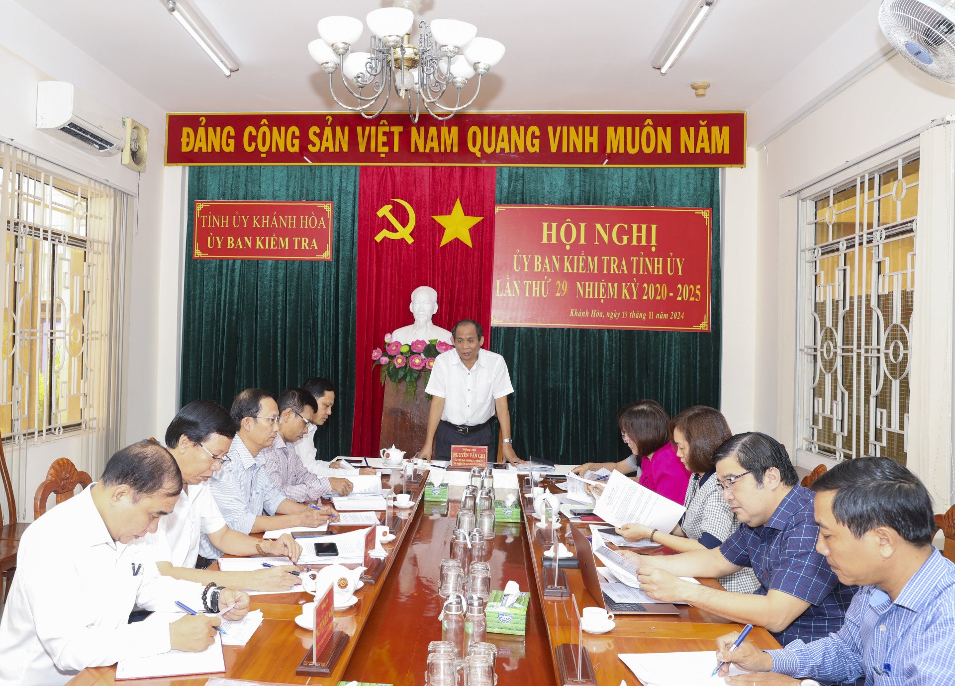 Quang cảnh hội nghị.