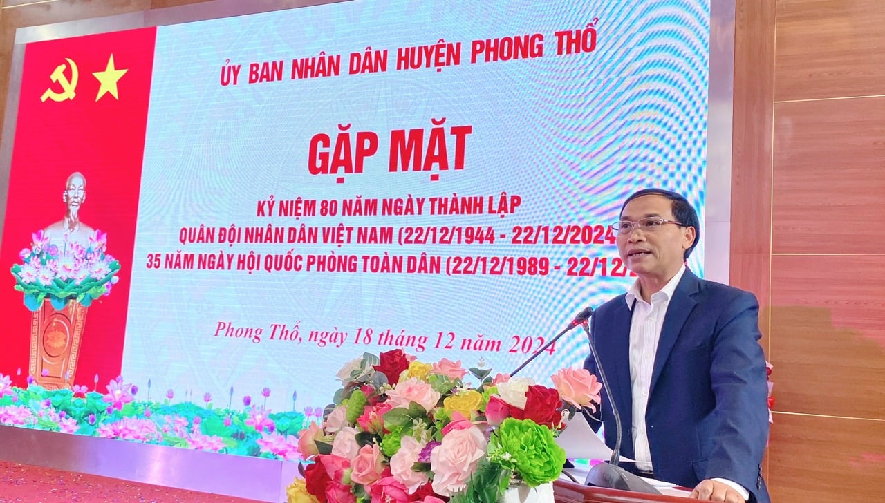 đồng chí Nguyễn Văn Thanh - Phó Bí thư Thường trực Huyện ủy Phong Thổ