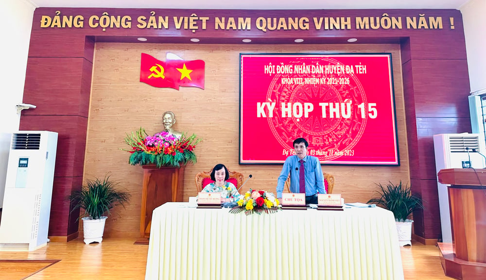 Chủ trì kỳ họp