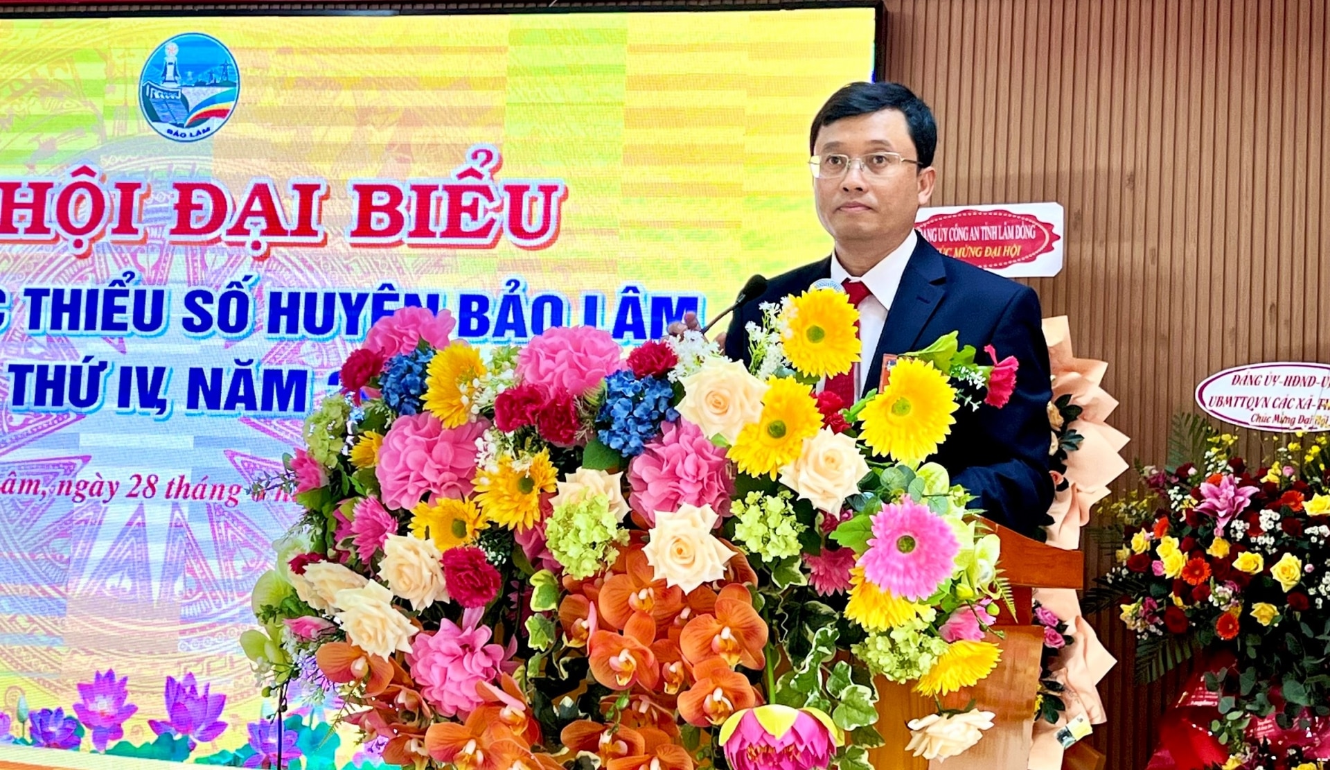 Chủ tịch UBND huyện Bảo Lâm Trương Hoài Minh phát biểu khai mạc Đại hội