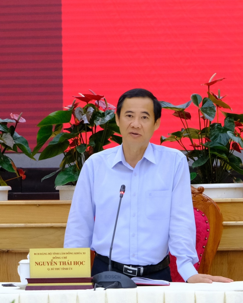 Quyền Bí thư Tỉnh ủy Nguyễn Thái Học phát biểu tại buổi tiếp công dân