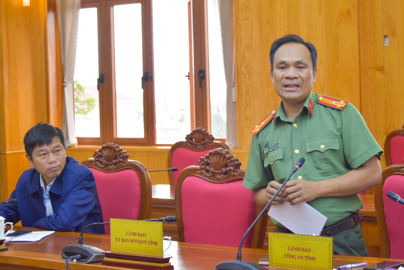 Đại diện lãnh đạo Công an tỉnh thông tin tình hình an ninh chính trị, trật tự an toàn xã hội tại các vùng đồng bào DTTS tỉnh 