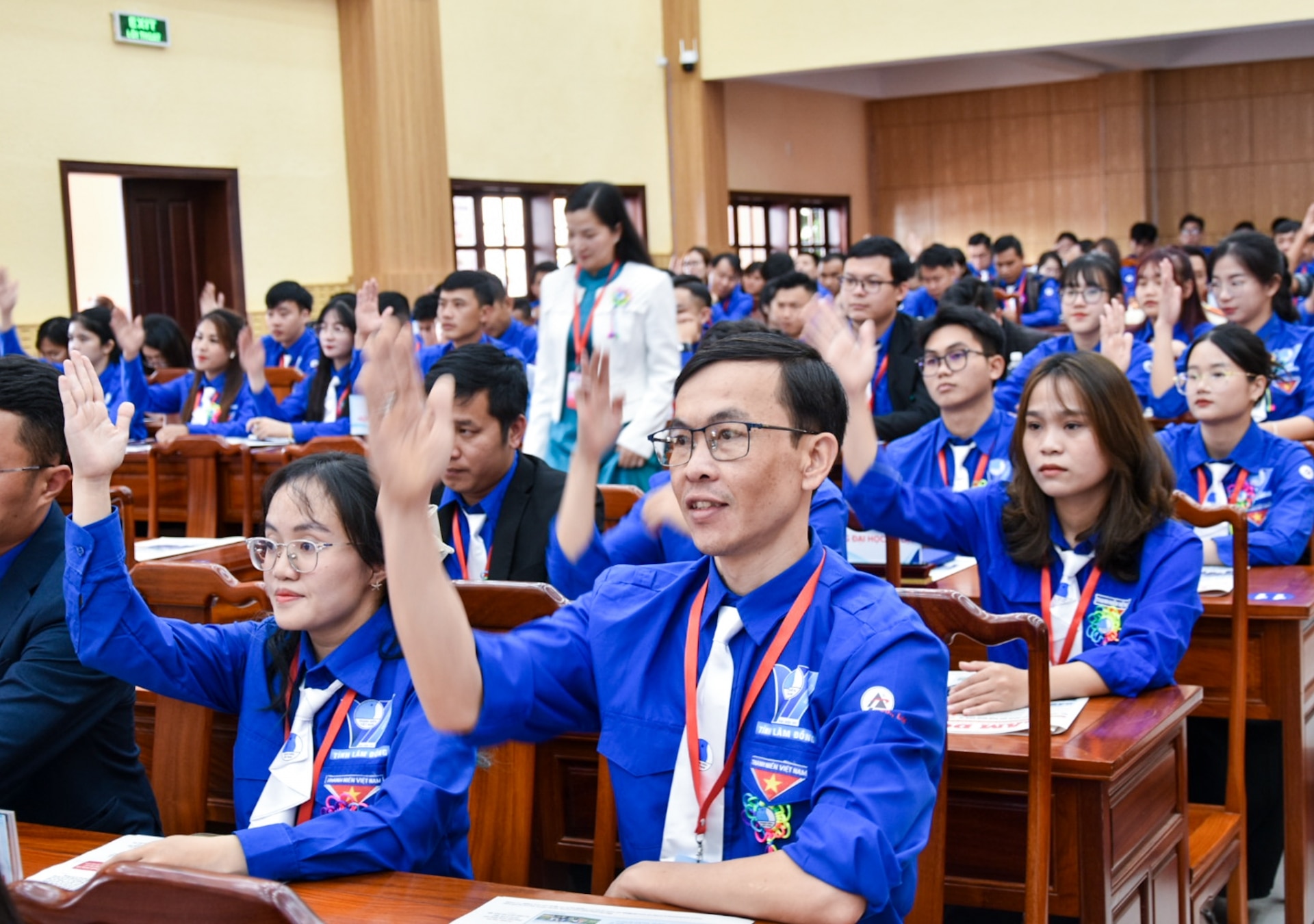  Đại biểu hiệp thương chọn cử Đoàn đại biểu dự Đại hội Hội LHTN Việt Nam toàn quốc lần thứ IX