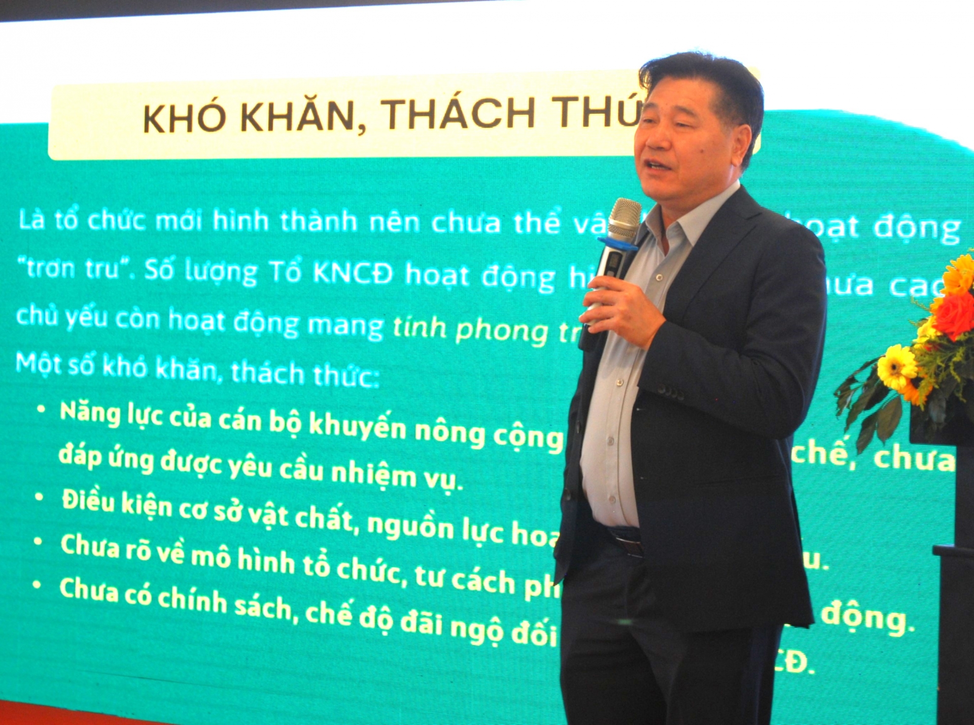 Ông Lê Quốc Thanh, Giám đốc Trung tâm Khuyến nông quốc gia nêu định hướng xây dựng Tổ Khuyến nông cộng đồng trở thành lực lượng chủ lực của ngành nông nghiệp đia phương