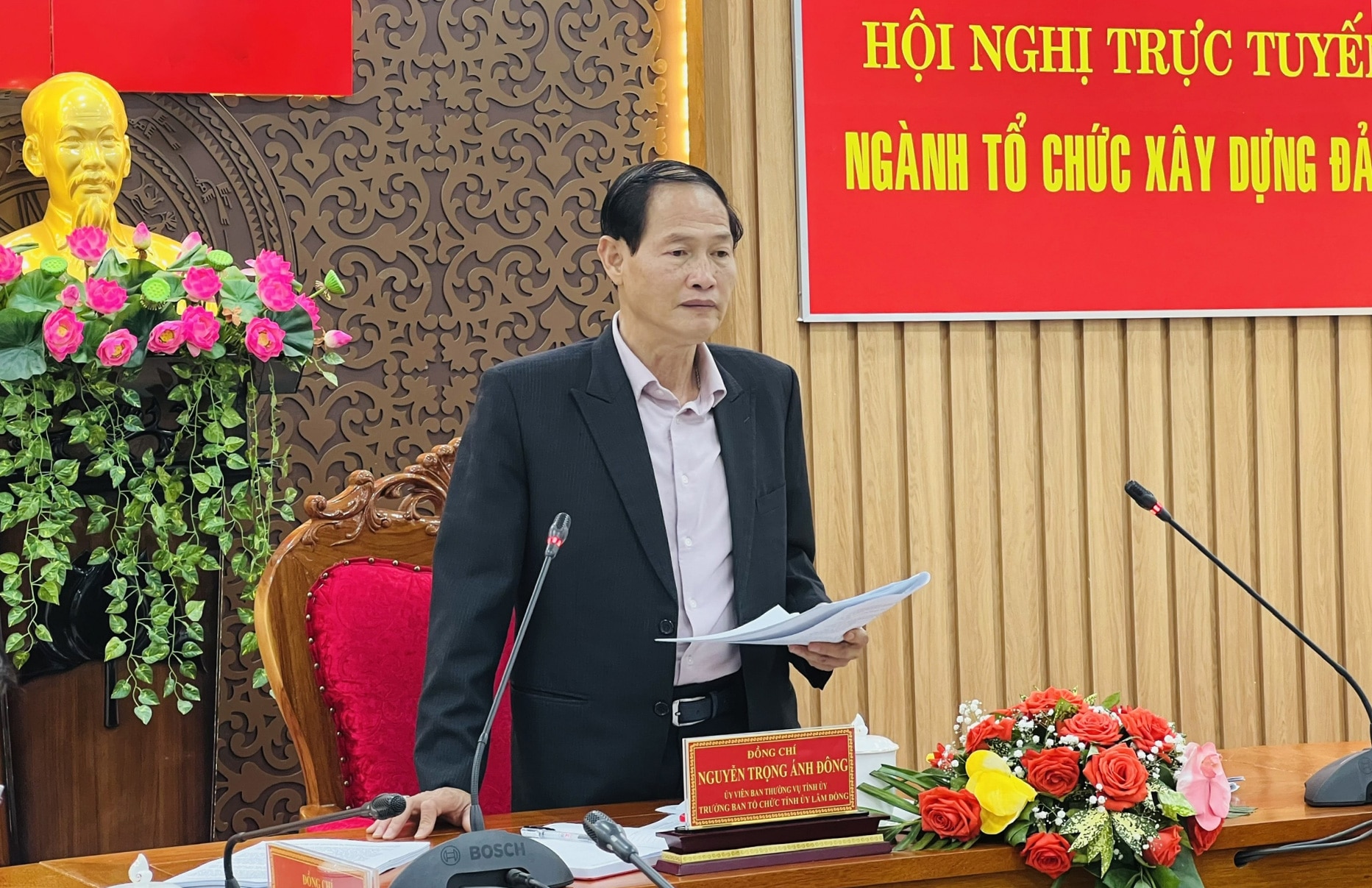 Đồng chí Nguyễn Trọng Ánh Đông - Uỷ viên Ban Thường vụ Tỉnh uỷ, Trưởng Ban Tổ chức Tỉnh uỷ chỉ đạo hội nghị