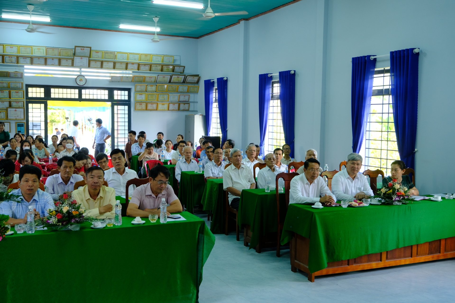 Các đại biểu tham dự ngày hội