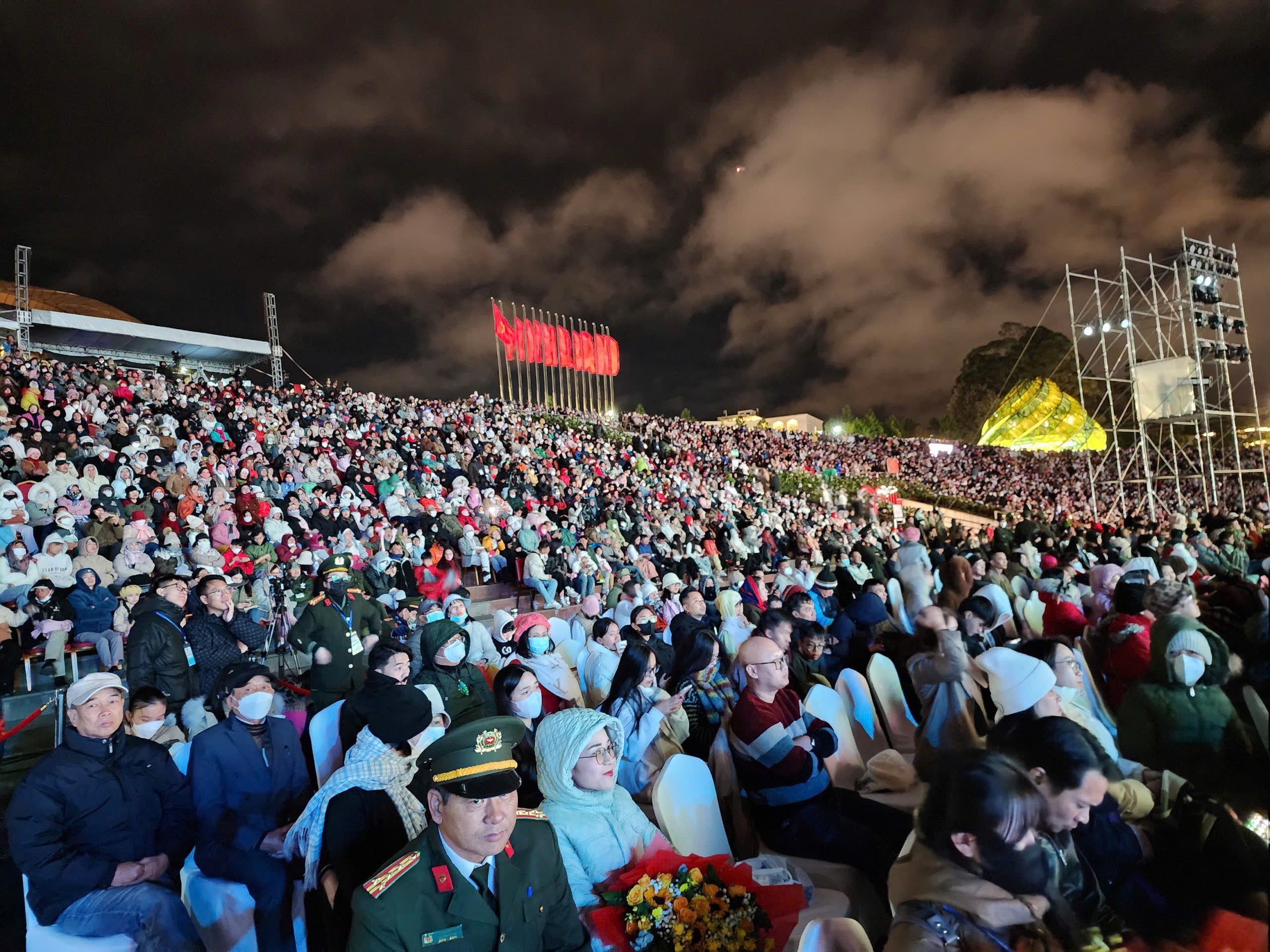 Festival Hoa Đà Lạt 2024 thu hút 2 triệu lượt khách- Ảnh 3.