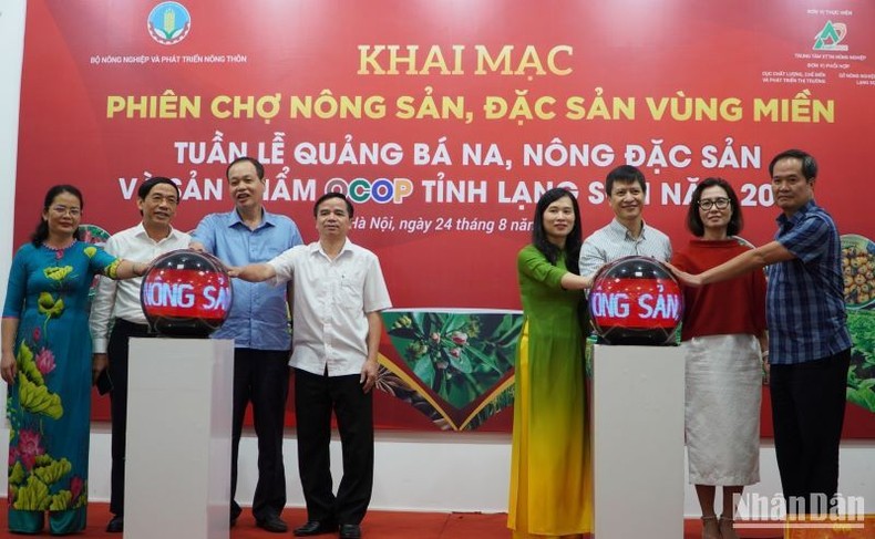 Khai mạc phiên chợ nông sản, đặc sản vùng miền Lạng Sơn ảnh 1