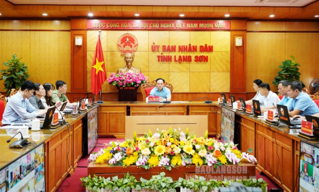 Các đại biểu dự họp tại điểm cầu tỉnh Lạng Sơn