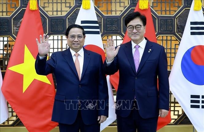  Thủ tướng Chính phủ Phạm Minh Chính hội kiến Chủ tịch Quốc hội Hàn Quốc Woo Won-shik.