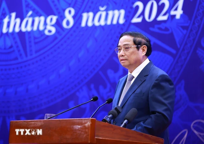 Thủ tướng Phạm Minh Chính chỉ đạo Hội nghị Tổng kết năm học 2023-2024 và triển khai nhiệm vụ năm 2024-2025. (Ảnh: Dương Giang/TTXVN)