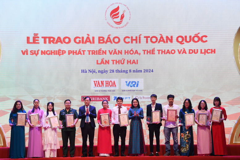 Trao Giải Báo chí toàn quốc 'Vì sự nghiệp phát triển văn hóa, thể thao và du lịch' lần thứ hai- Ảnh 5.