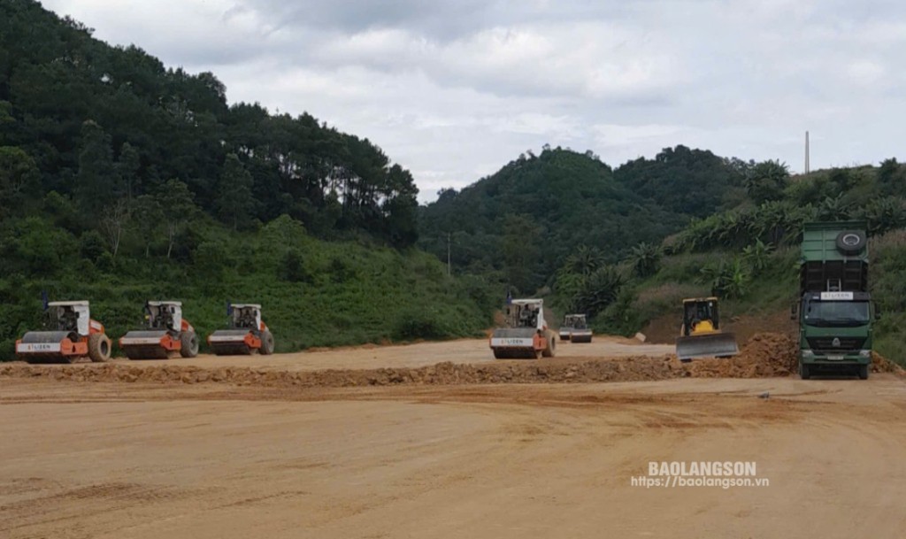 Nhà thầu xây lắp thi công tuyến cao tốc Cửa khẩu Hữu Nghị - Chi Lăng