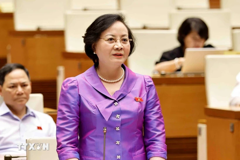 La Ministra del Interior, Pham Thi Thanh Tra, responde preguntas. (Foto: Doan Tan/VNA)