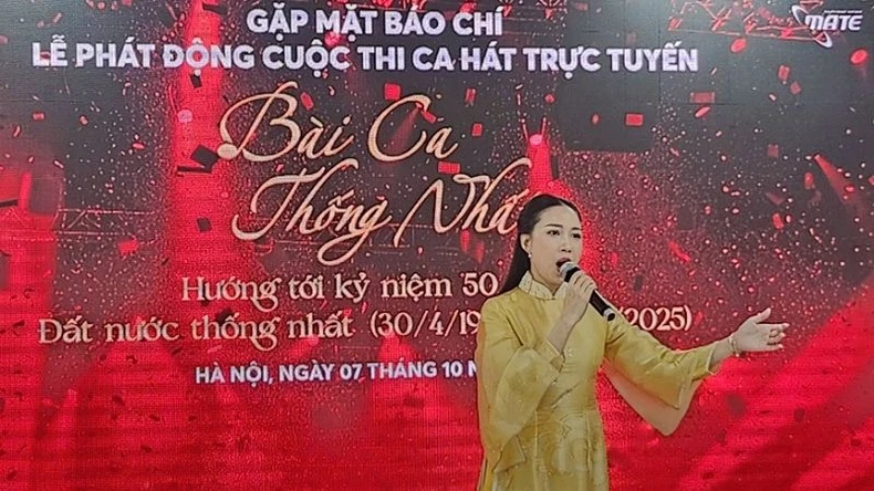 Một tiết mục biểu diễn tại lễ phát động cuộc thi. (Ảnh: Hà Anh)