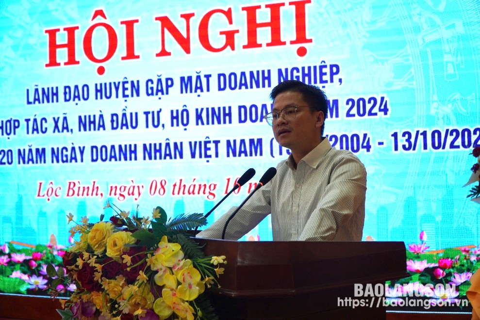 Đại diện doanh nghiệp nêu kiến nghị tại hội nghị