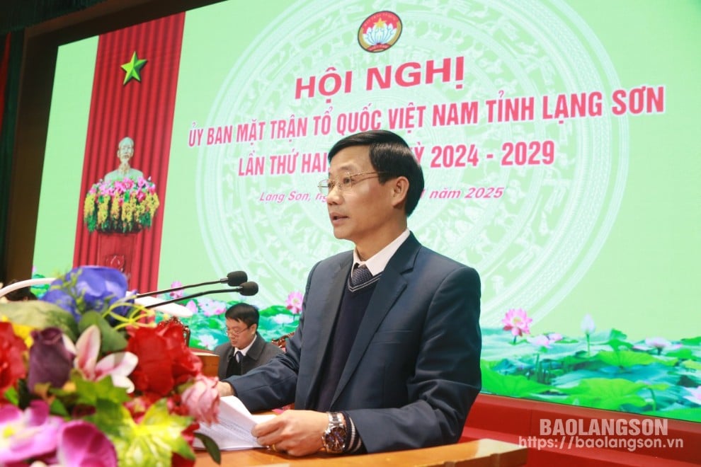 Đồng chí Phó Chủ tịch Ủy ban MTTQ tỉnh phát động phong trào thi đua năm 2025