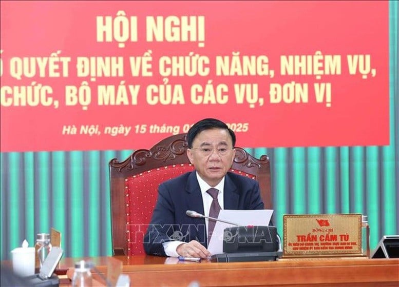 Đồng chí Trần Cẩm Tú, Ủy viên Bộ Chính trị, Thường trực Ban Bí thư, Chủ nhiệm Uỷ ban Kiểm tra Trung ương phát biểu chỉ đạo Hội nghị - Ảnh: TTXVN