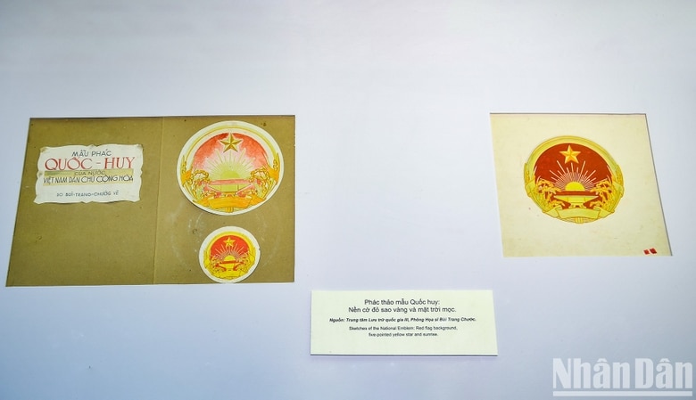 Chiêm ngưỡng cận cảnh các bản phác thảo mẫu Quốc huy Việt Nam ảnh 9