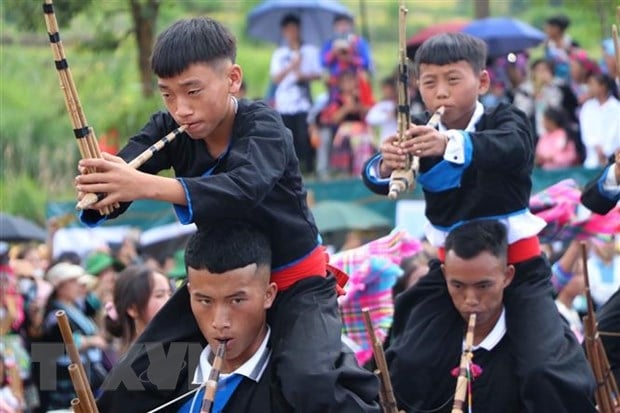 Phát huy bản sắc văn hóa các dân tộc để phát triển du lịch Lai Châu ảnh 2