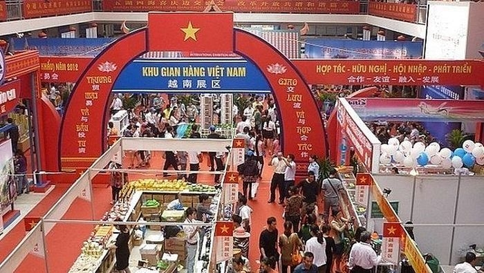 Hội chợ Thương mại quốc tế Việt-Trung (Lào Cai) lần thứ 23: Thúc đẩy xuất nhập khẩu qua cửa khẩu ảnh 1