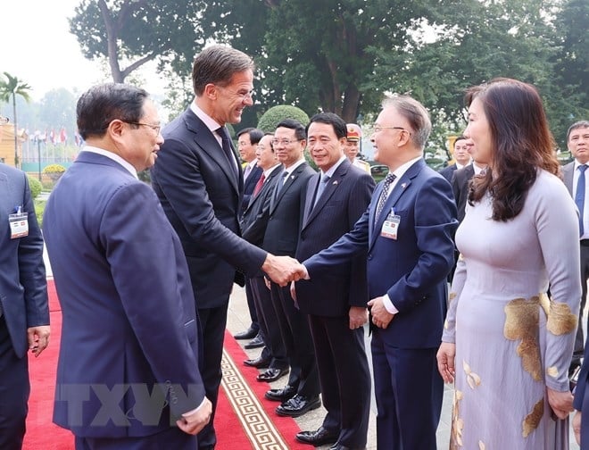 Thủ tướng Phạm Minh Chính chủ trì Lễ đón Thủ tướng Hà Lan Mark Rutte ảnh 11