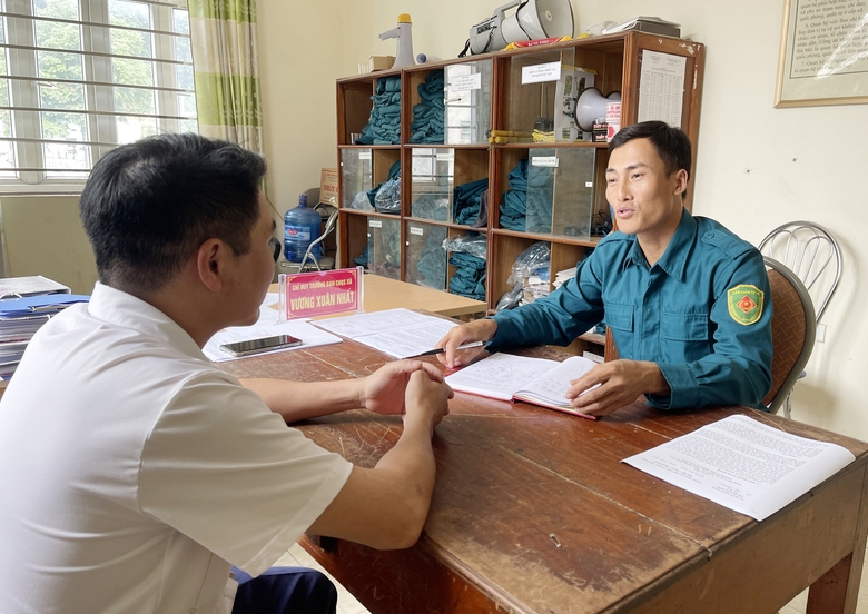 vuong-xuan-nhat-nhiet-tinh-phoi-hop-tham-muu-giup-do-cac-co-quan-doan-the-dia-phuong-trong-cong-viec-436.jpg