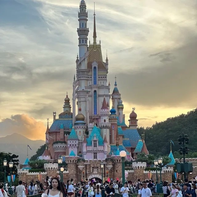 Disneyland Hong Kong là công viên giải trí hút khách Châu Á nhất dịp tết Nguyên đán 2024.