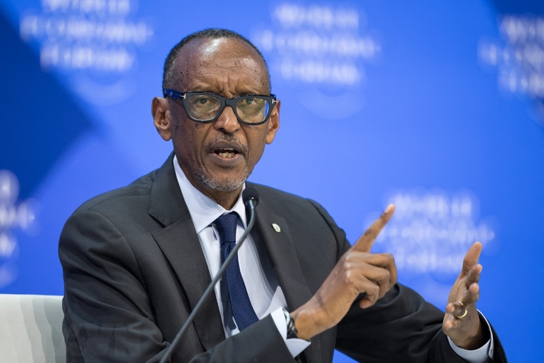 Tổng thống Rwanda Paul Kagame phát biểu tại một hội nghị ở Davos, Thụy Sĩ.