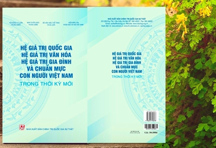 Cuốn sách “Hệ giá trị quốc gia, hệ giá trị văn hóa, hệ giá trị gia đình và chuẩn mực con người Việt Nam trong thời kỳ mới”.