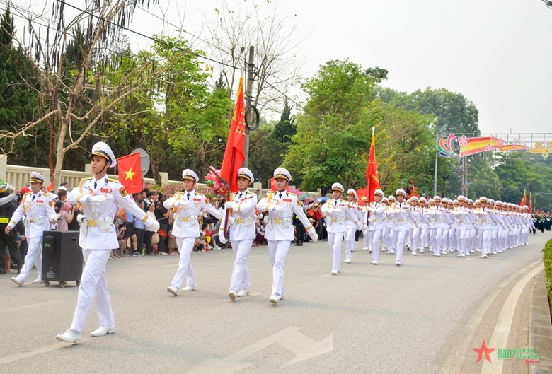 Khối sĩ quan Hải quân.