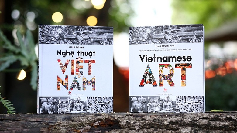 Bộ sách “Nghệ thuật Việt Nam” - “Vietnamese Art”.