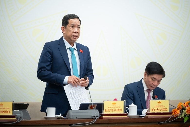 Phó Chủ nhiệm Ủy ban Xã hội của Quốc hội Đặng Thuần Phong.