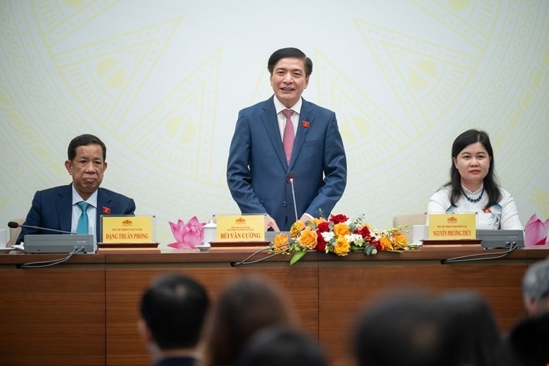 Tổng Thư ký Quốc hội, Chủ nhiệm Văn phòng Quốc hội Bùi Văn Cường đã chủ trì họp báo