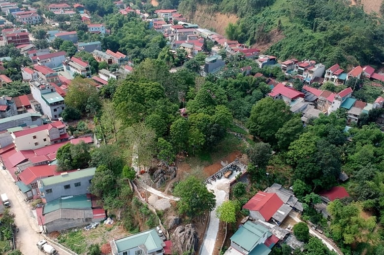 Di tích đồn Phố Ràng nằm giữa trung tâm thị trấn Phố Ràng, huyện Bảo Yên.