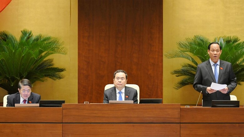 Phó Chủ tịch Quốc hội, Thượng tướng Trần Quang Phương điều hành nội dung.