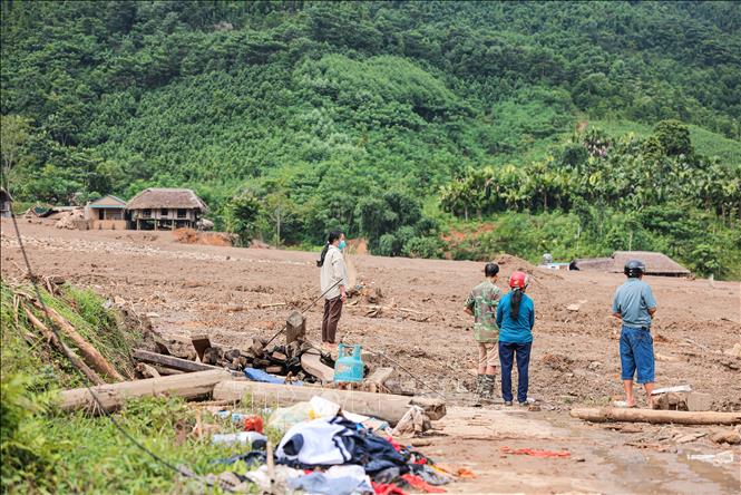 Làng Nủ hoang tàn sau lũ dữ