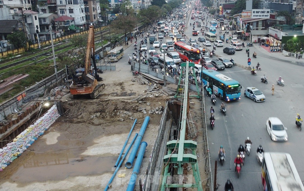 'Giải mã' nguyên nhân ùn tắc kéo dài tại nút giao Giải Phóng - Kim Đồng ảnh 3