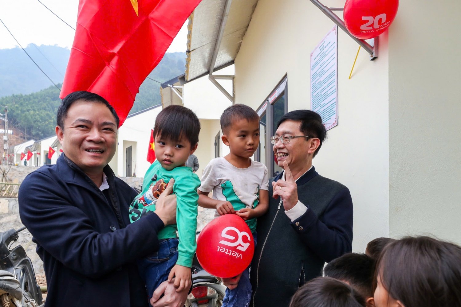 Khánh thành khu tái định cư thôn Làng Nủ, Kho Vàng và Nậm Tông (Lào Cai)