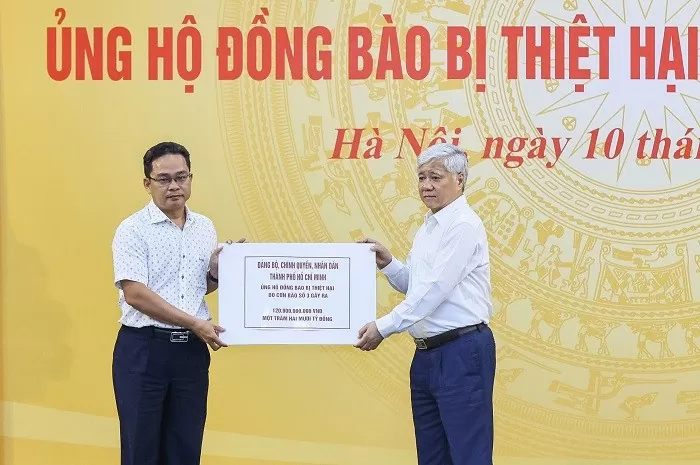 Hàng loạt các tỉnh phía Nam ủng hộ đồng bào: Phát huy tinh thần 'nhường cơm sẻ áo'