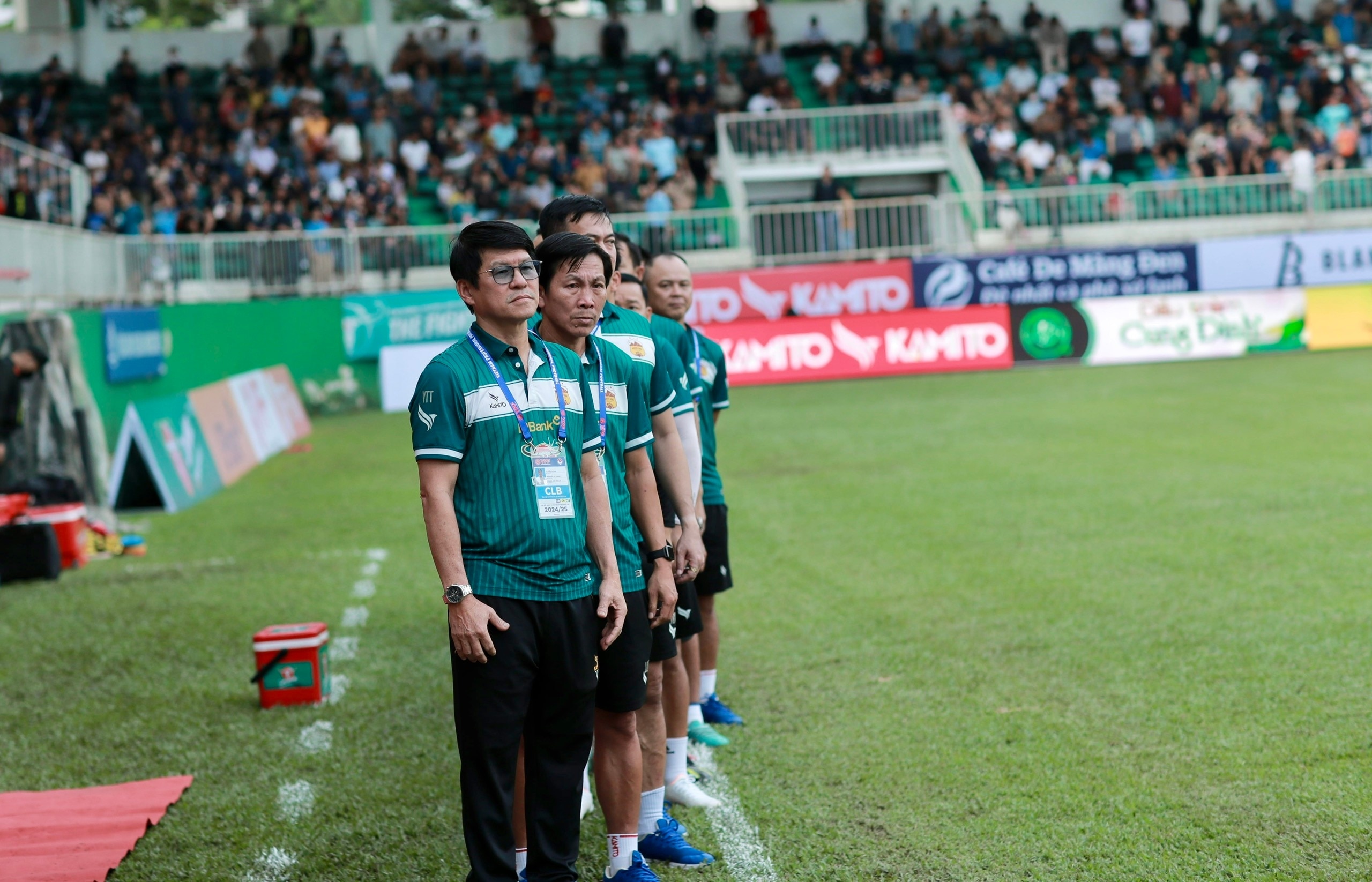 HAGL thắng liên tục, Giám đốc kỹ thuật Vũ Tiến Thành bất ngờ nhắc đến Công Phượng- Ảnh 1.