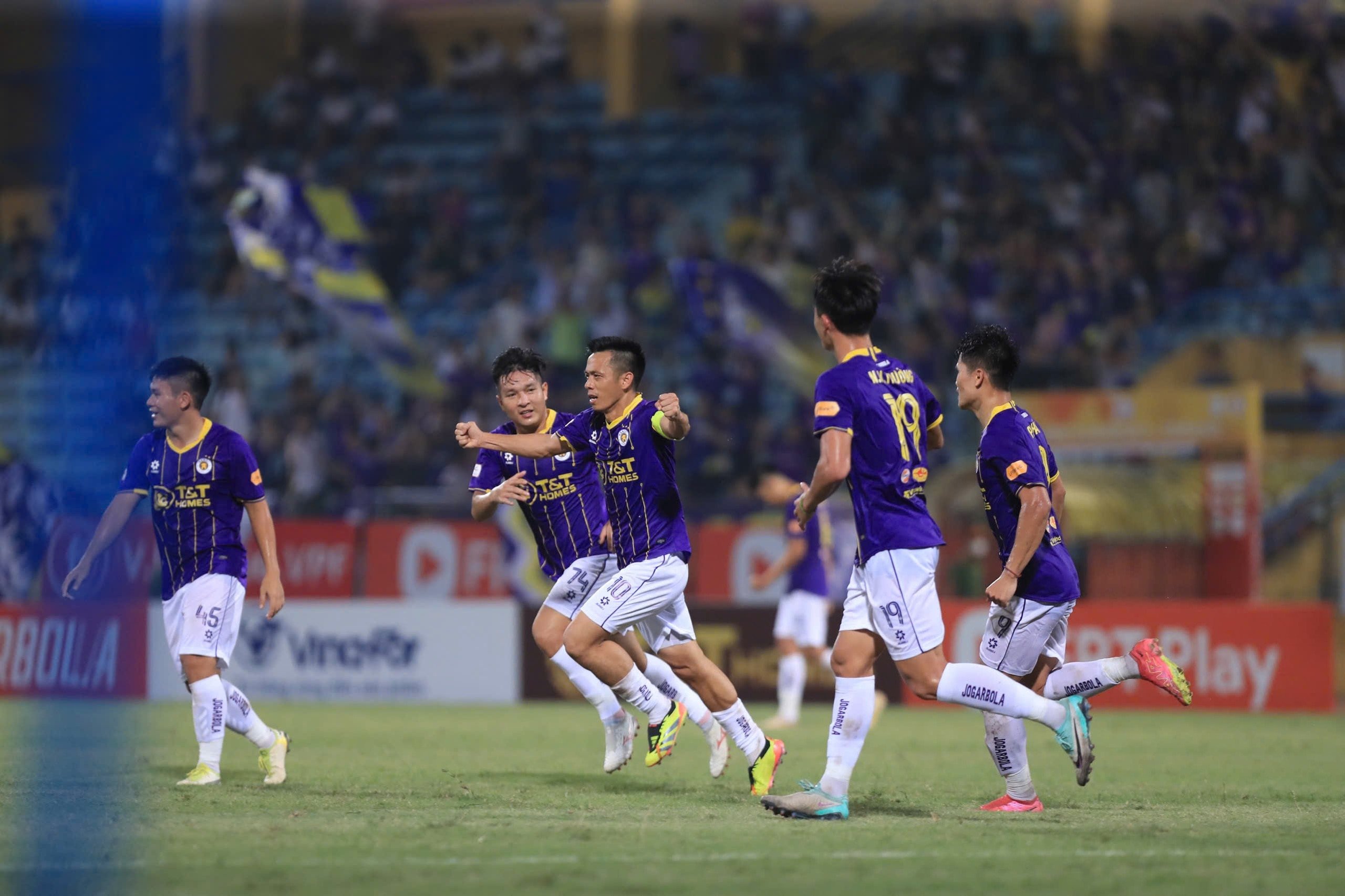 Lịch thi đấu vòng 2 V-League: Nóng bỏng derby thủ đô, HAGL có vững ngôi đầu?- Ảnh 1.