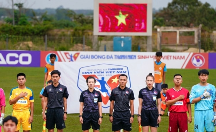 V-League: Lần đầu có trợ lý nữ VAR, gương mặt rất quen thuộc- Ảnh 1.